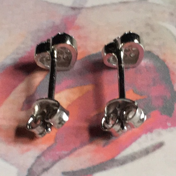 New! Sterling Silver Heart Stud Earrings - Picture 6 of 8
